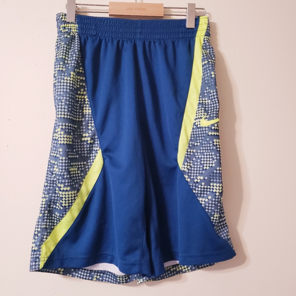 NIKE Youth Boys Basketball Short - Multi XL (EUC)